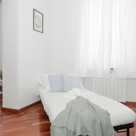 아파트 Brignole - Metropolitana- Ac - Bilocale 3 Posti Letto - 1000 Mbps - Tao's House 2